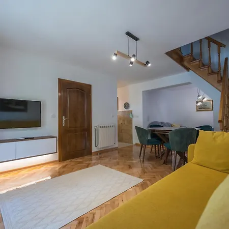 Semesterbostad Kuca Dragovic Voljevci