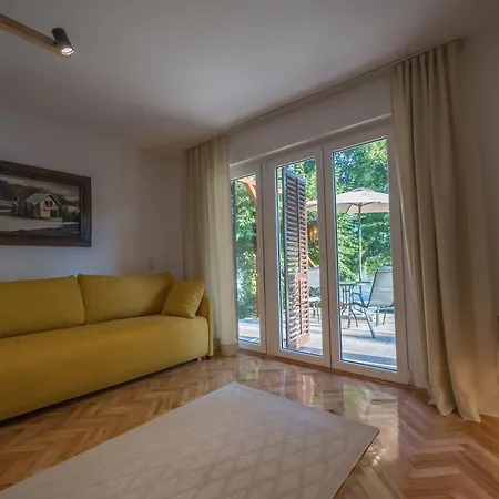 Kuca Dragovic * Voljevci