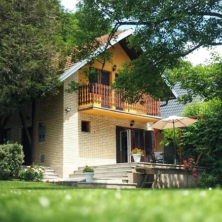 Kuca Dragovic Semesterbostad Voljevci